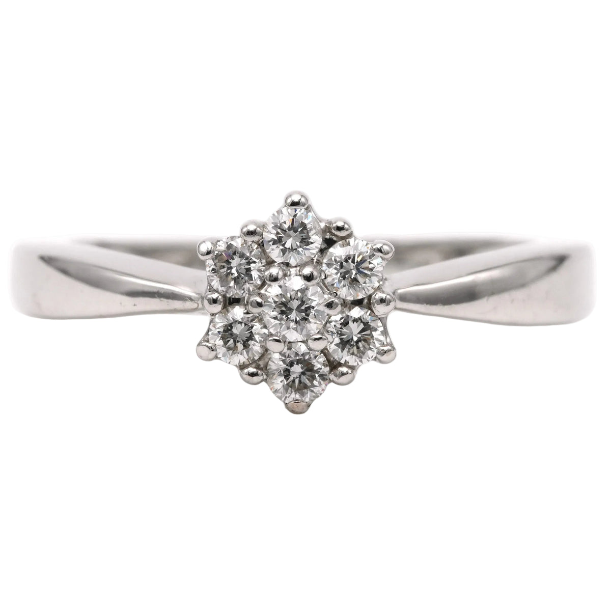 Marguerite Ring in White Gold and Diamonds