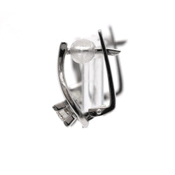 White gold and Diamond Lever-back Earrings