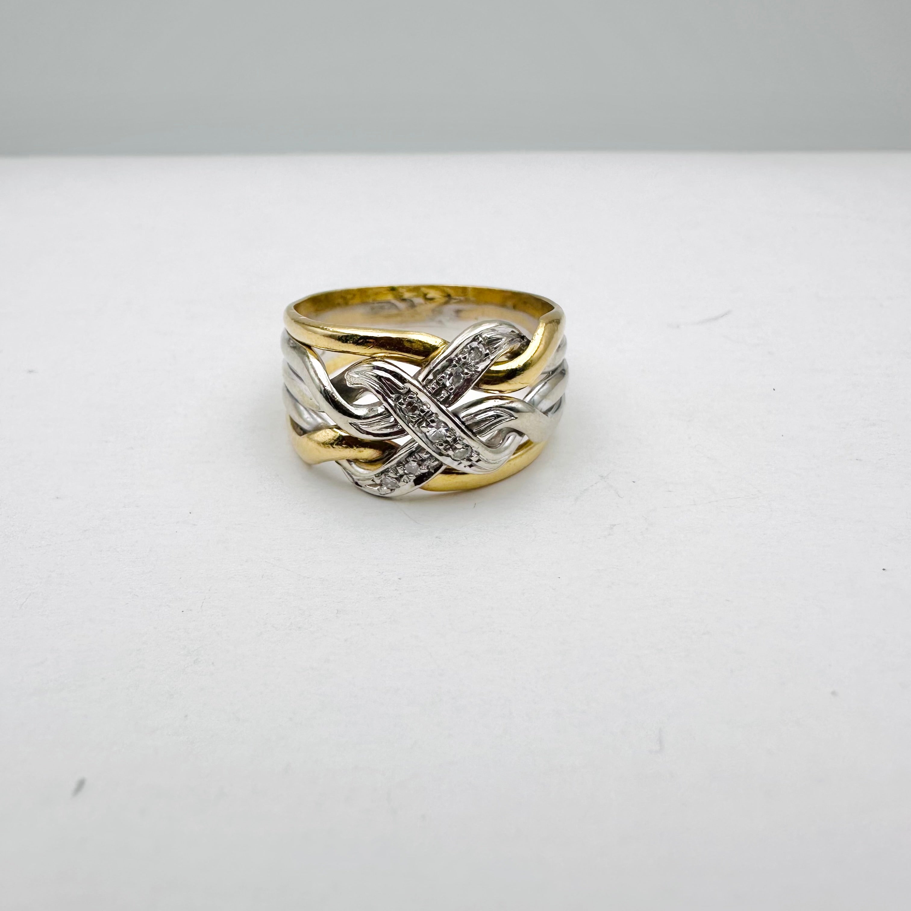Bandeau Ring in Yellow gold, White gold, and Diamonds