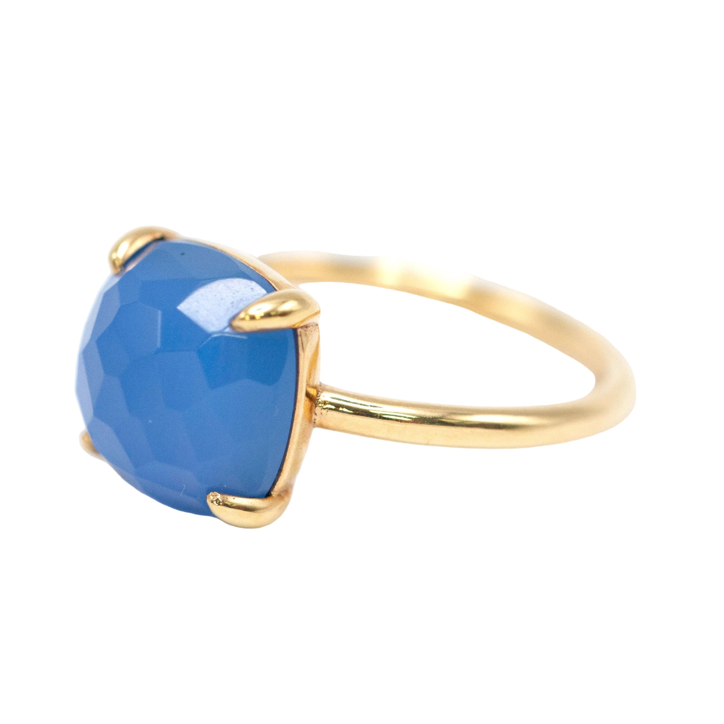 Bague Solitaire en or jaune et calcédoine