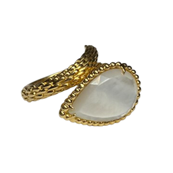 BOUCHERON "Serpent de Bohème" "Toi & Moi" Ring in yellow gold and Mother-of-pearl