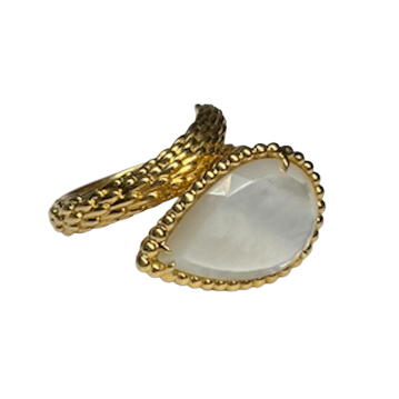 BOUCHERON "Serpent de Bohème" "Toi & Moi" Ring in yellow gold and Mother-of-pearl