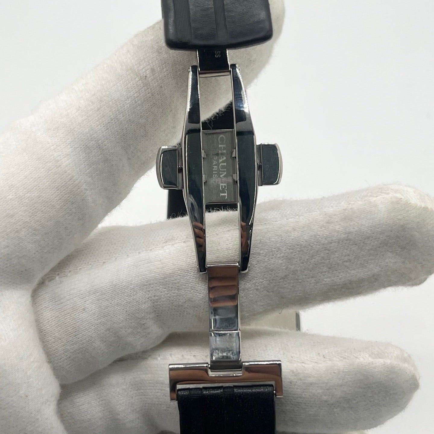 CHAUMET "Dandy" Watch in Steel and Leather
