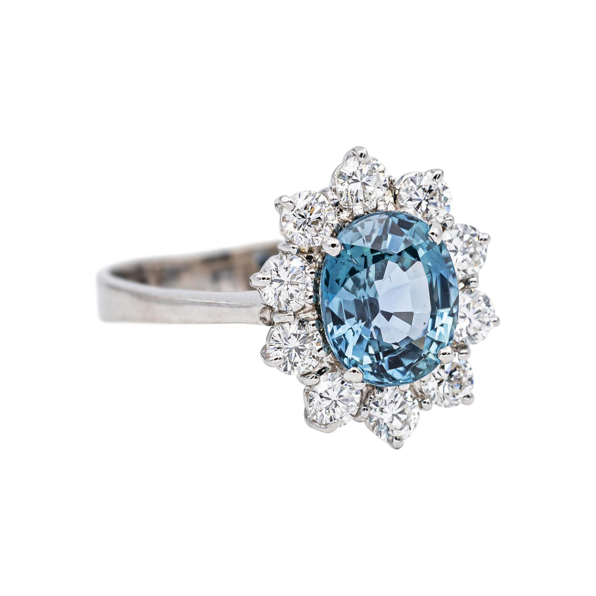 Pompadour Ring in White gold with Sapphire