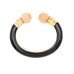 Bracelet Jonc BOUCHERON en or jaune, corail, onyx et diamants