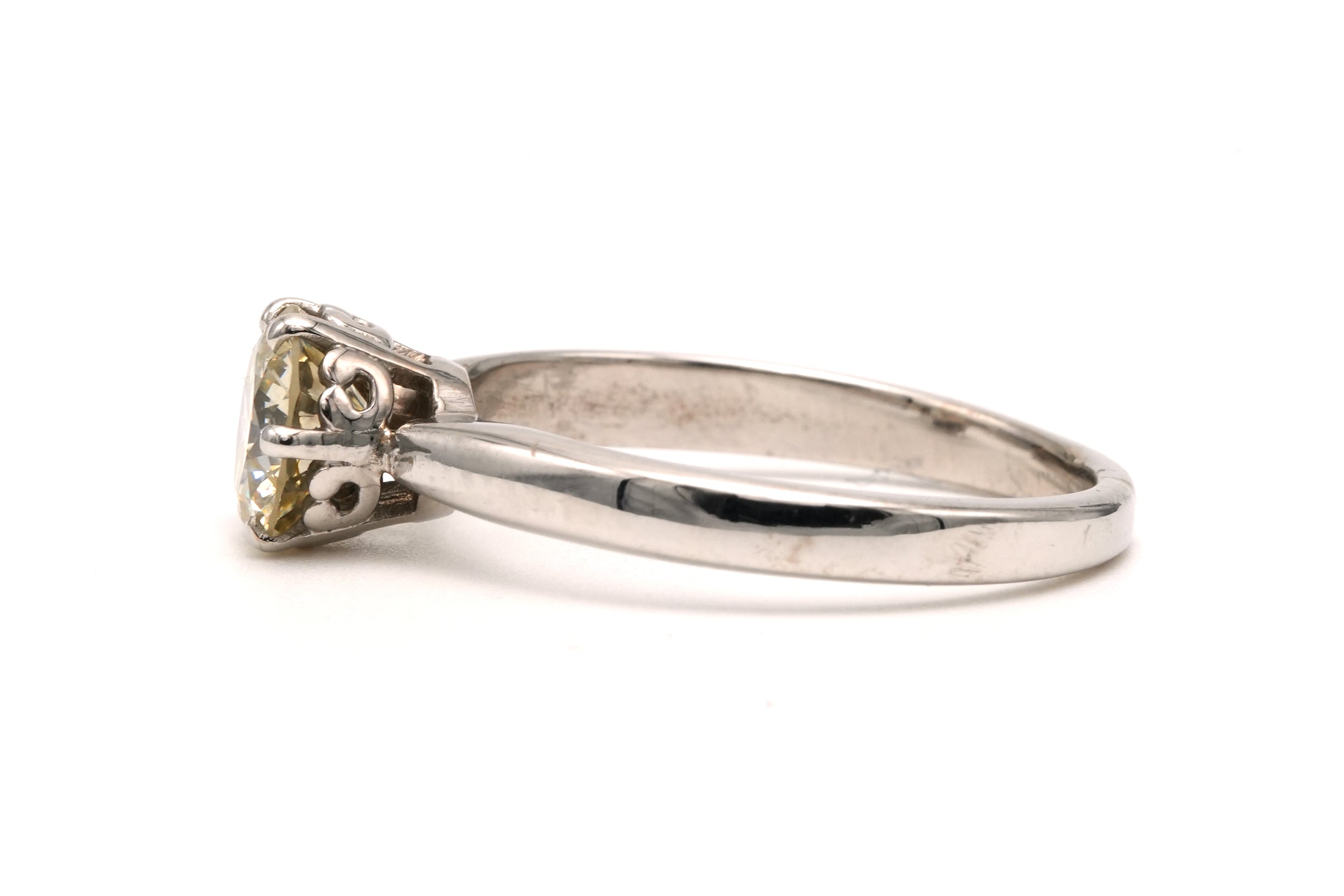 Bague Solitaire en or blanc et diamants