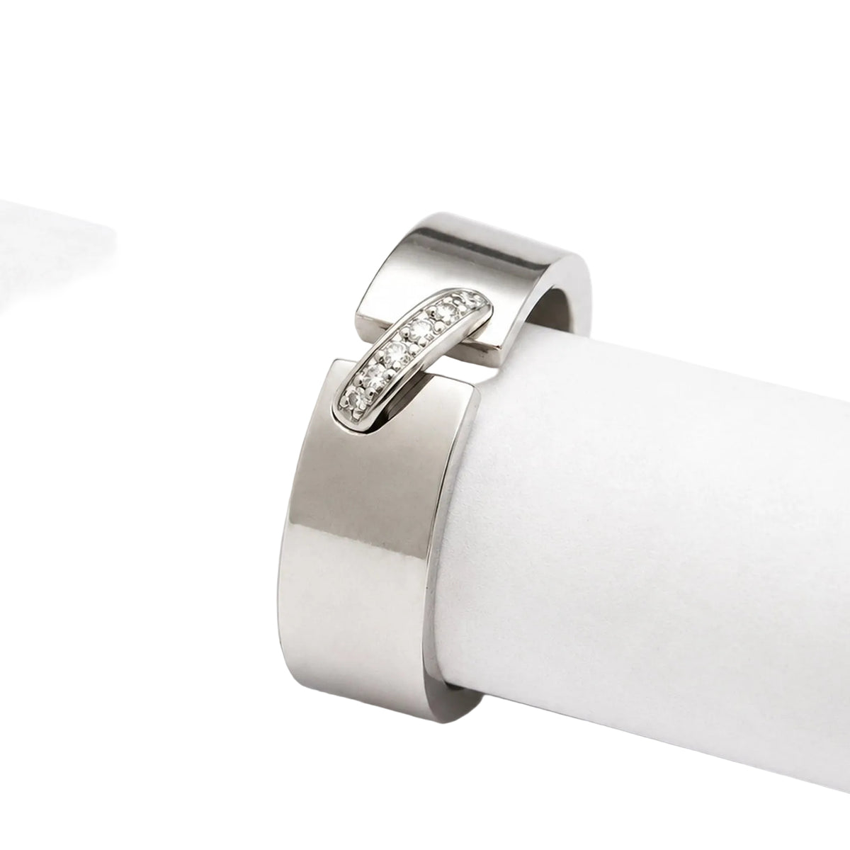 CHAUMET "Liens" Band Ring in white gold and diamonds
