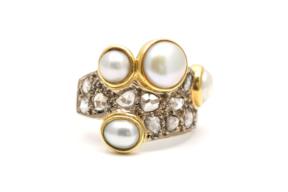 Bague Cocktail en or jaune, perles et diamants