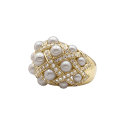 Ring Chanel, "Baroque", yellow gold, diamonds and pearls.