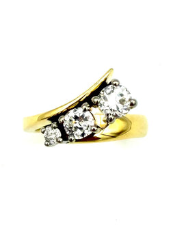 Vintage two-tone gold ring with diamonds