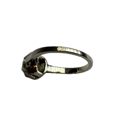 Solitaire Ring in White Gold, Platinum, and Diamond