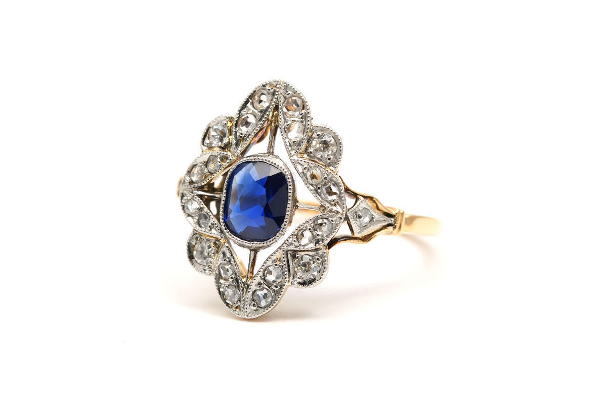 Bague Entourage en or jaune, saphir et diamants