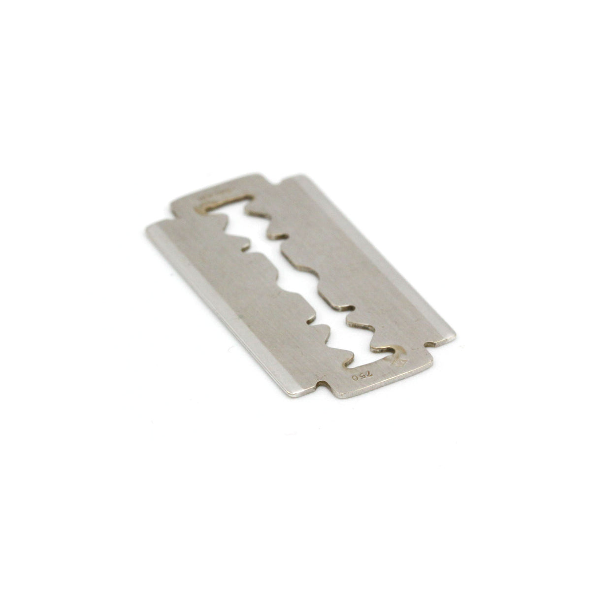 Pendentif DINH VAN Lame de Rasoir en or blanc