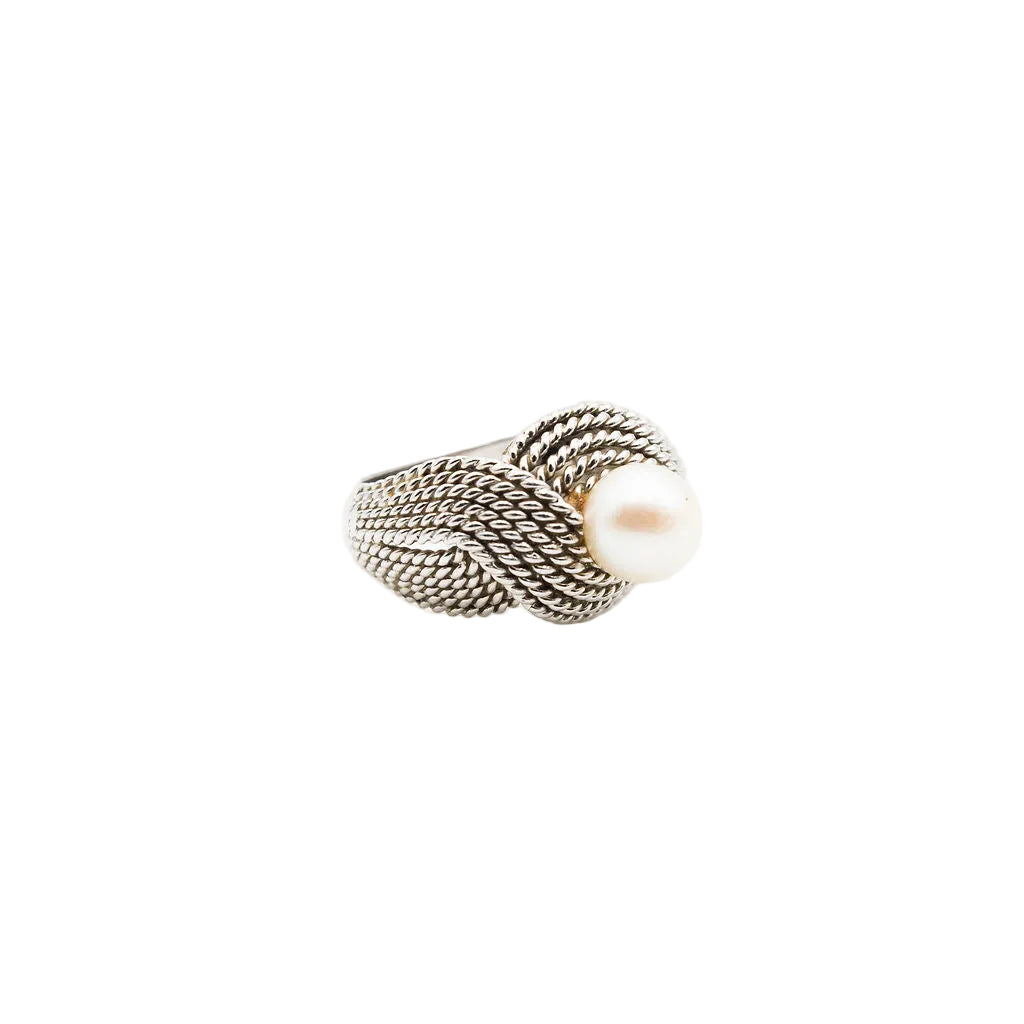Ring in white gold braided and pearl