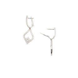 Earrings in white gold and diamonds.