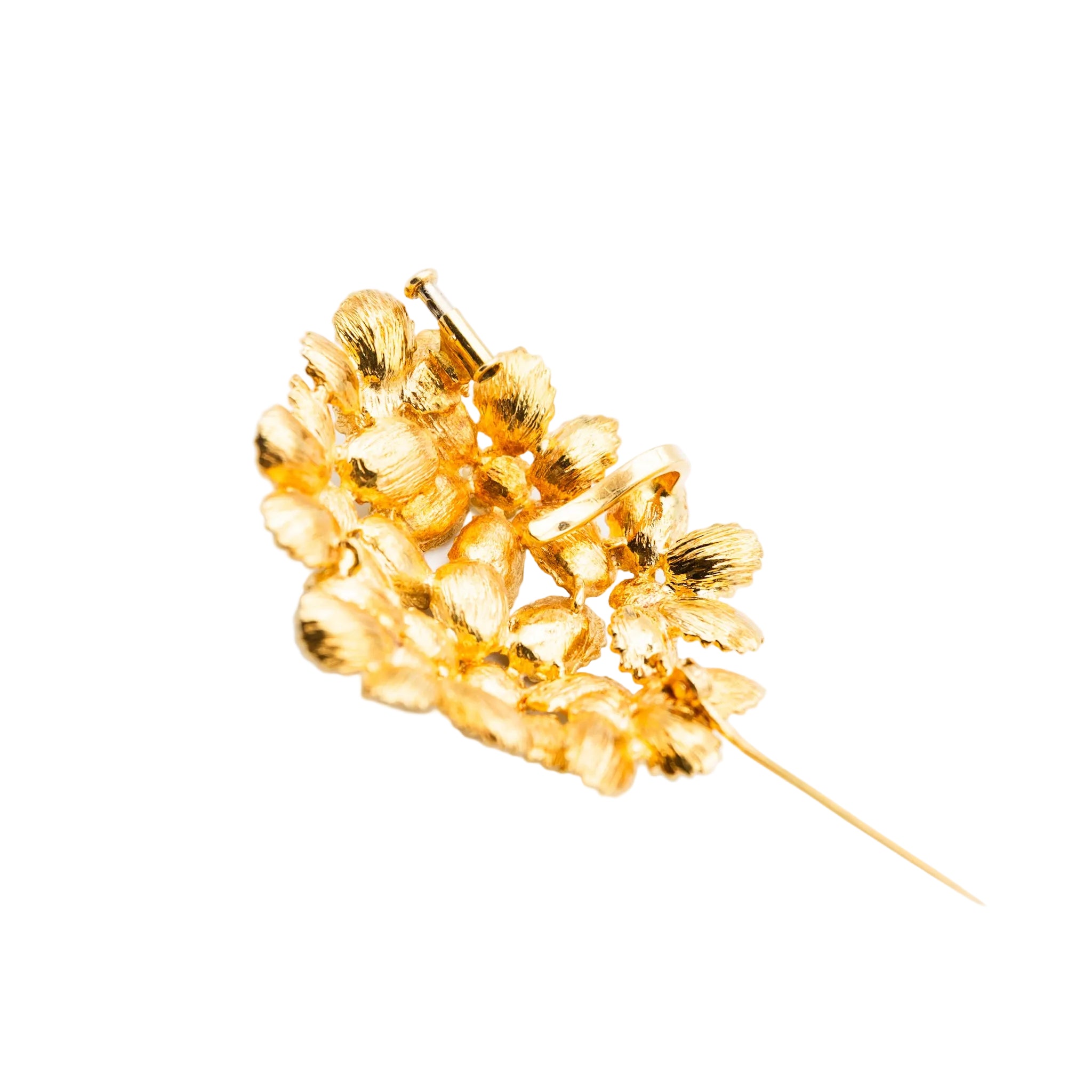 Brooch flower pendant in yellow gold