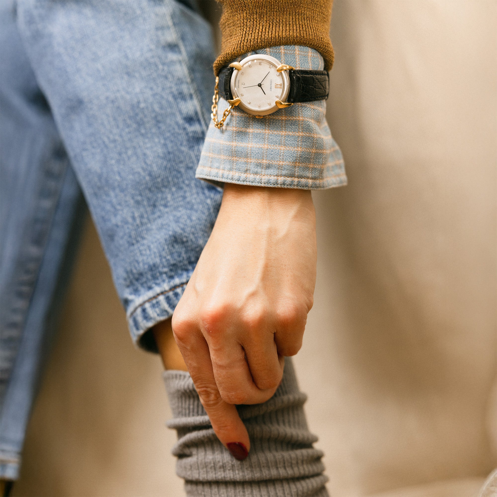 Montre CHAUMET "Griffes" en or jaune, acier, cuir, nacre et diamants