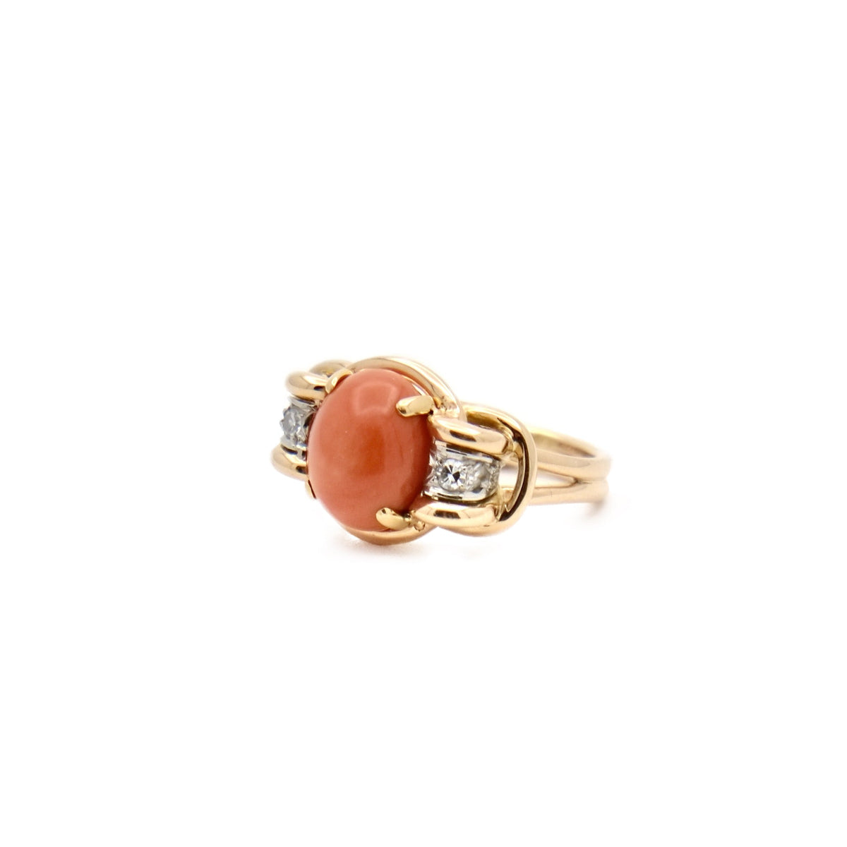 Ring coral gold thread