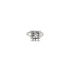 Ring square paving diamonds
