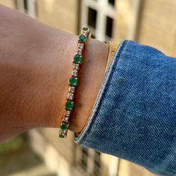 Bracelet émeraudes et ligne de diamants