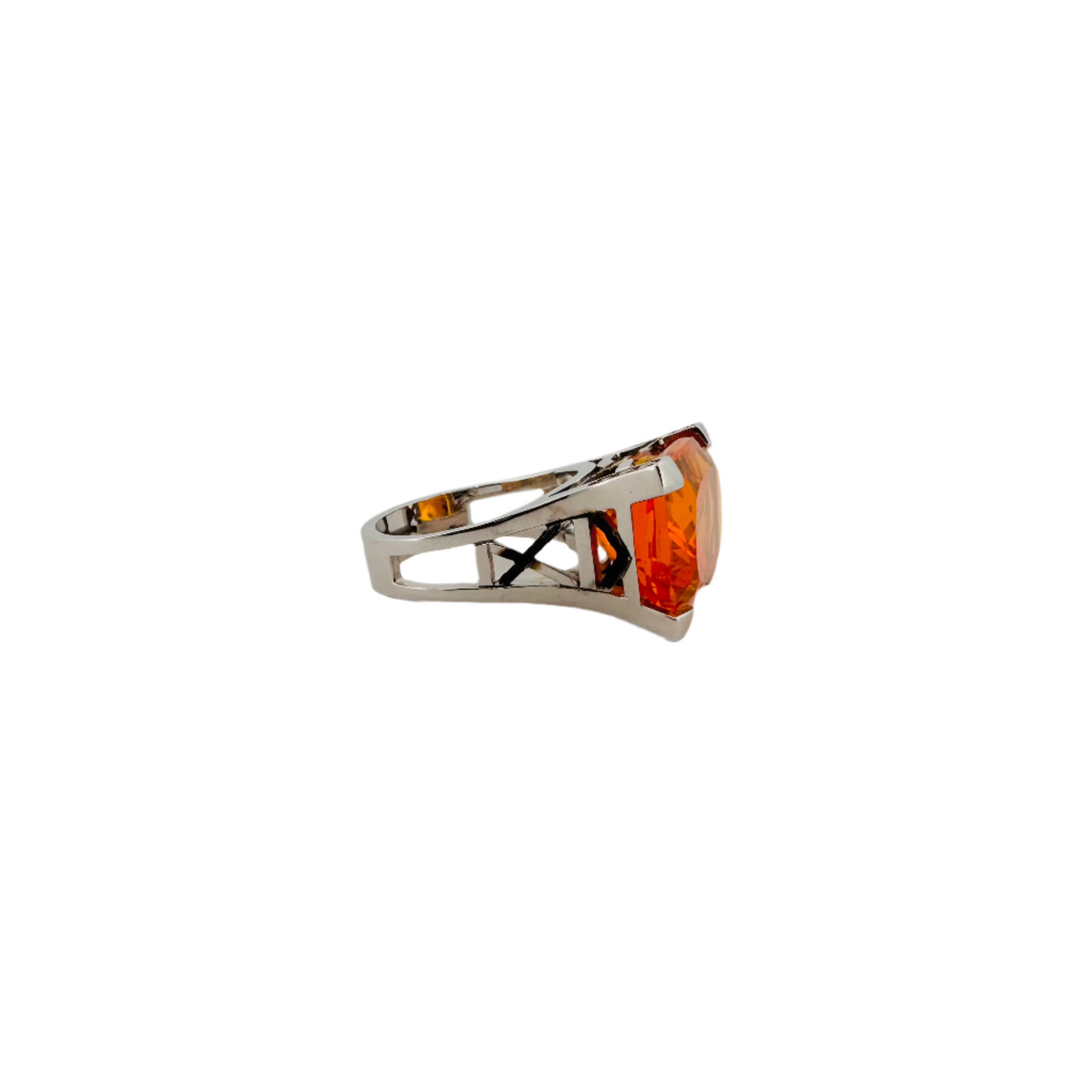 Signet ring in white gold and opal
