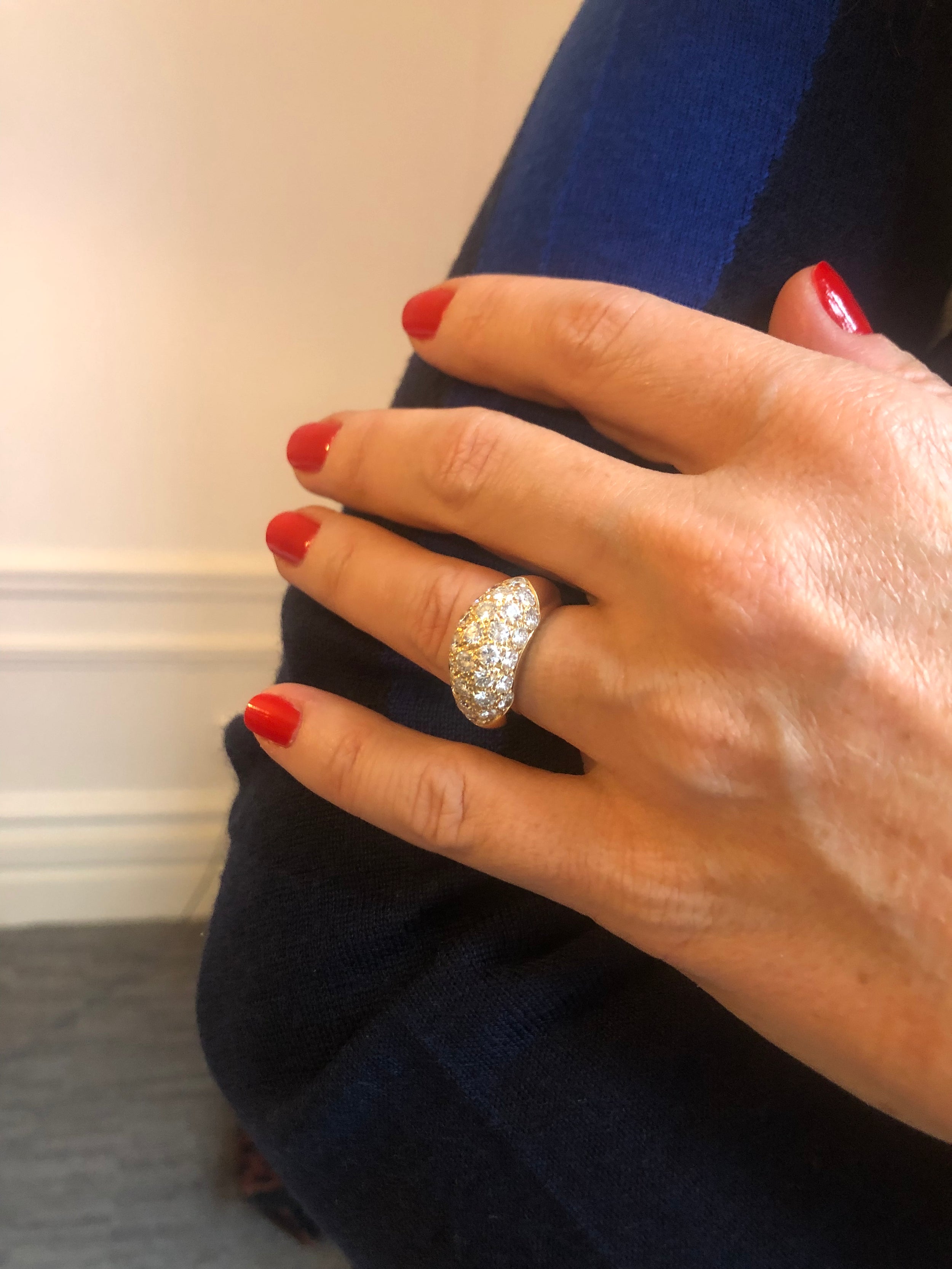 VAN CLEEF &amp; ARPELS Jonc ring in yellow gold paved with diamonds