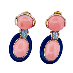Boucles d'oreilles Clip DAVID WEBB en or jaune, corail, onyx et diamants