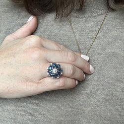 Bague fleur saphirs et diamant