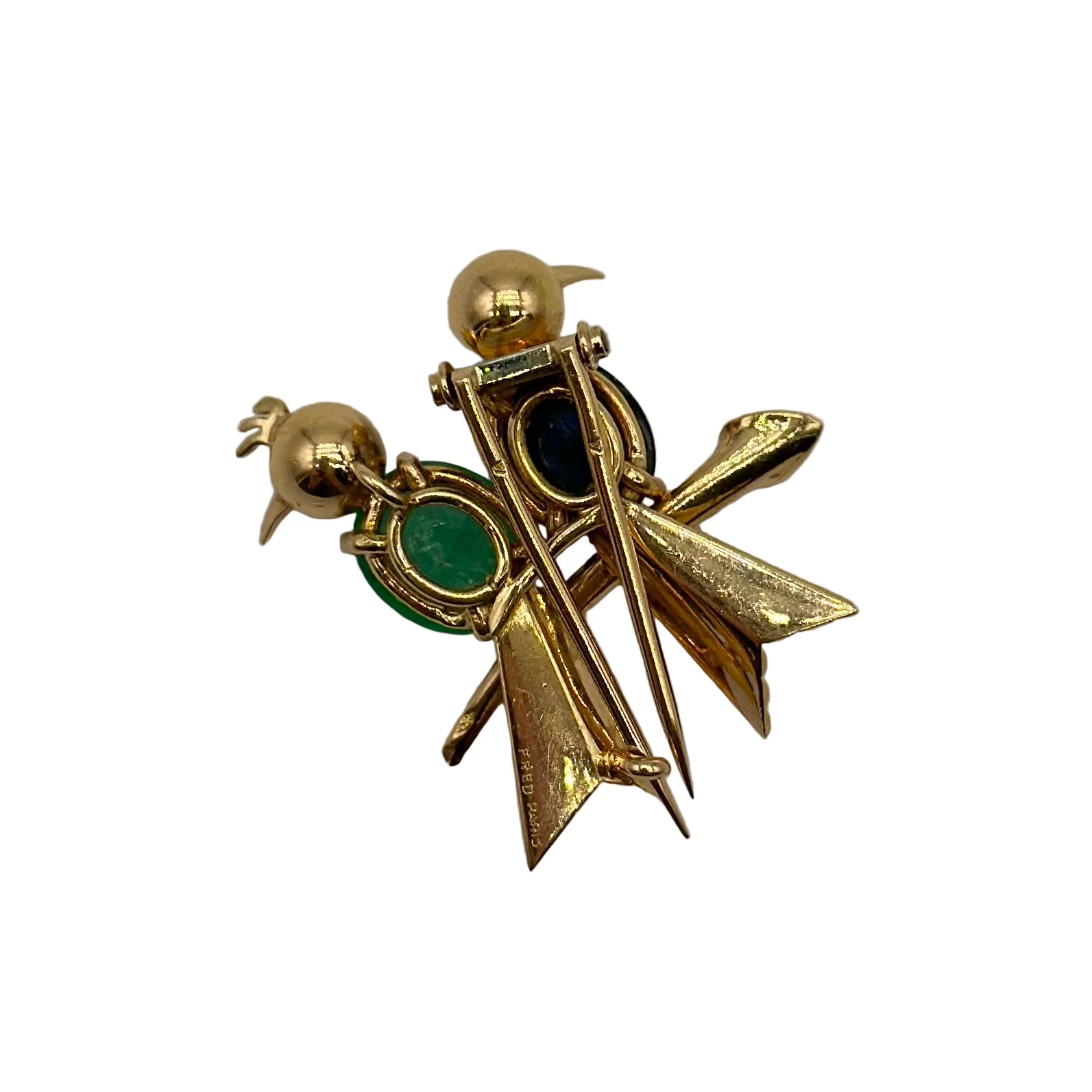 Broche FRED Deux Oiseaux en or jaune, émeraude et saphir