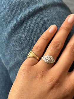 Art Deco ring in white gold and diamond