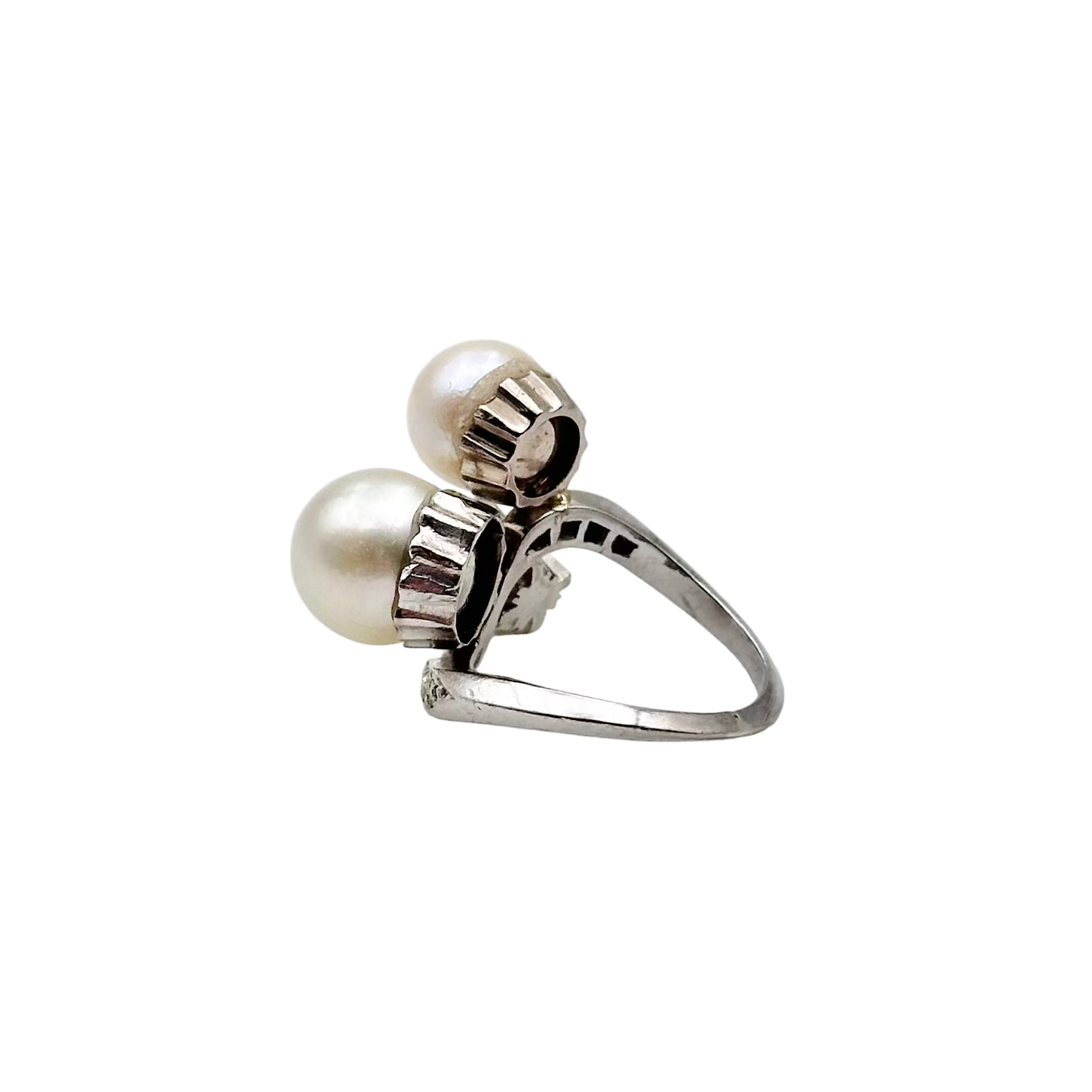 Bague Toi & Moi en or blanc, perles de culture et diamants