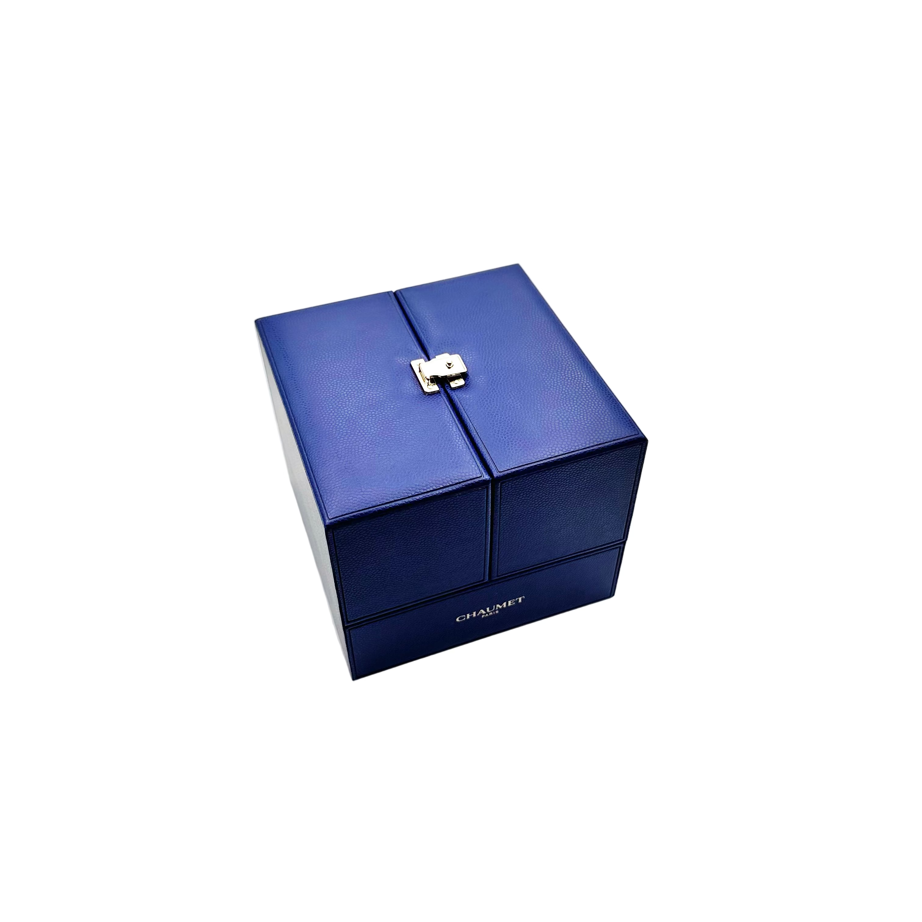 CHAUMET "Liens Séduction" bangle bracelet in white gold and diamonds