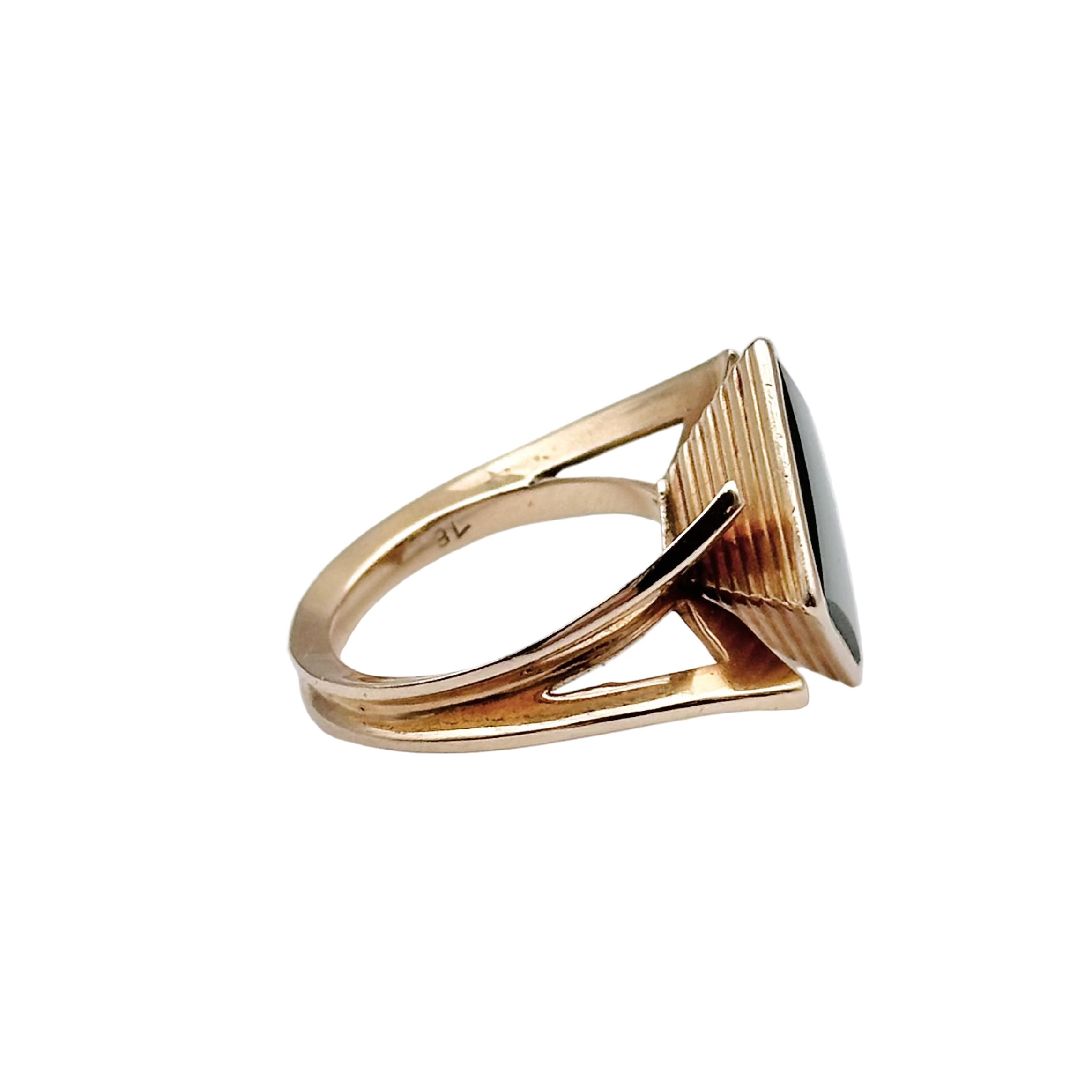 Bague Cocktail en or jaune et onyx