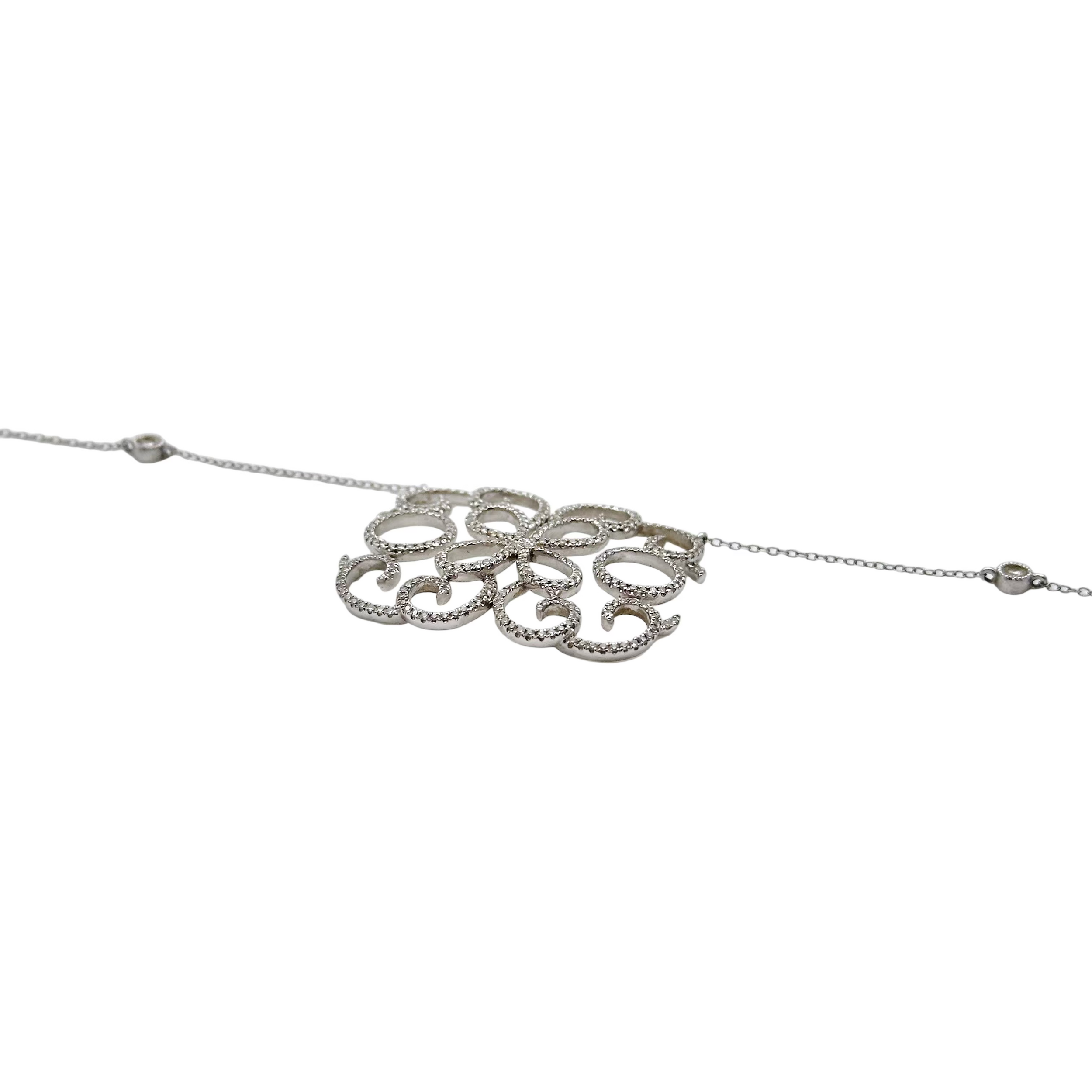 Collier Pendentif en or blanc et diamants