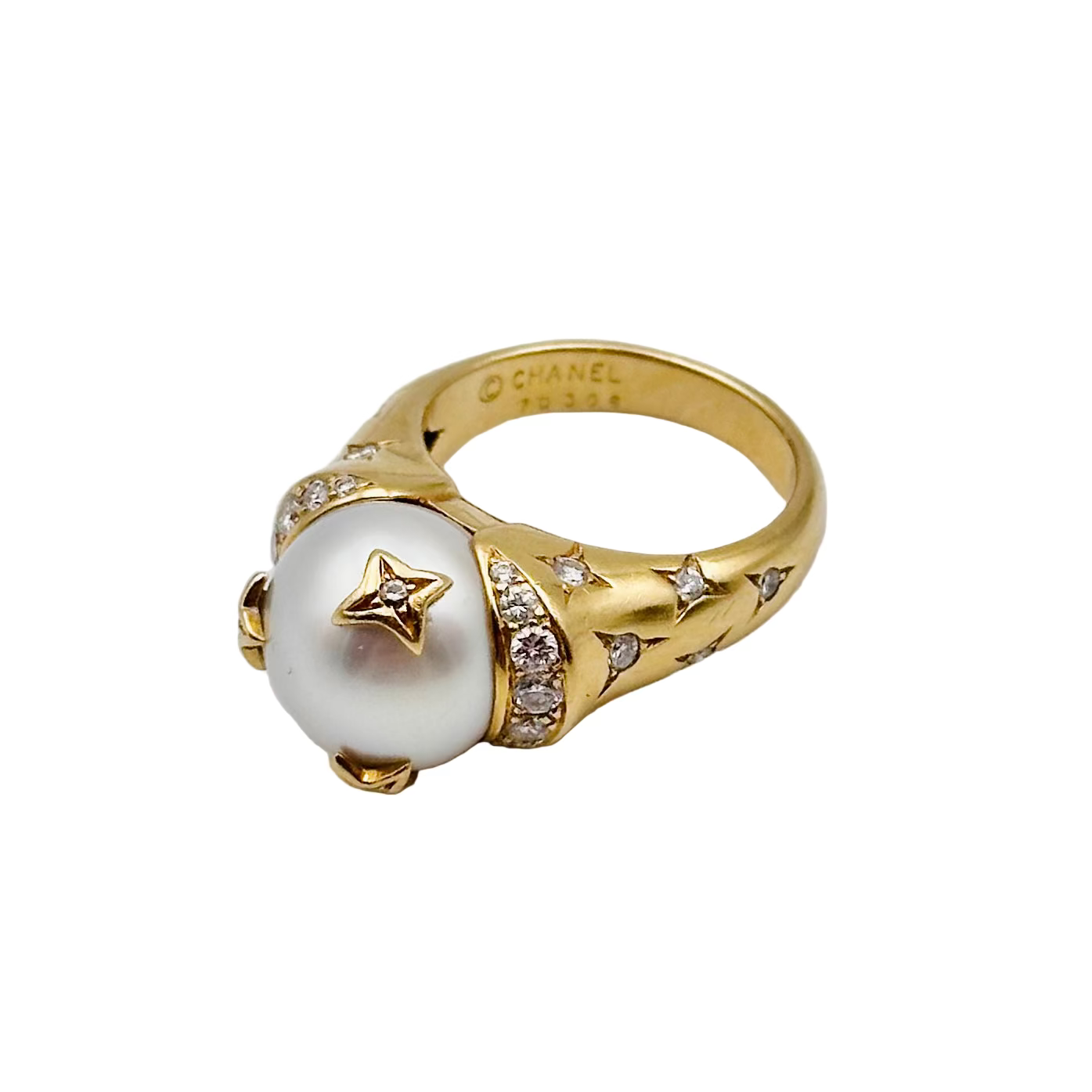 CHANEL "Comètes" ring in yellow gold, pearl and diamonds