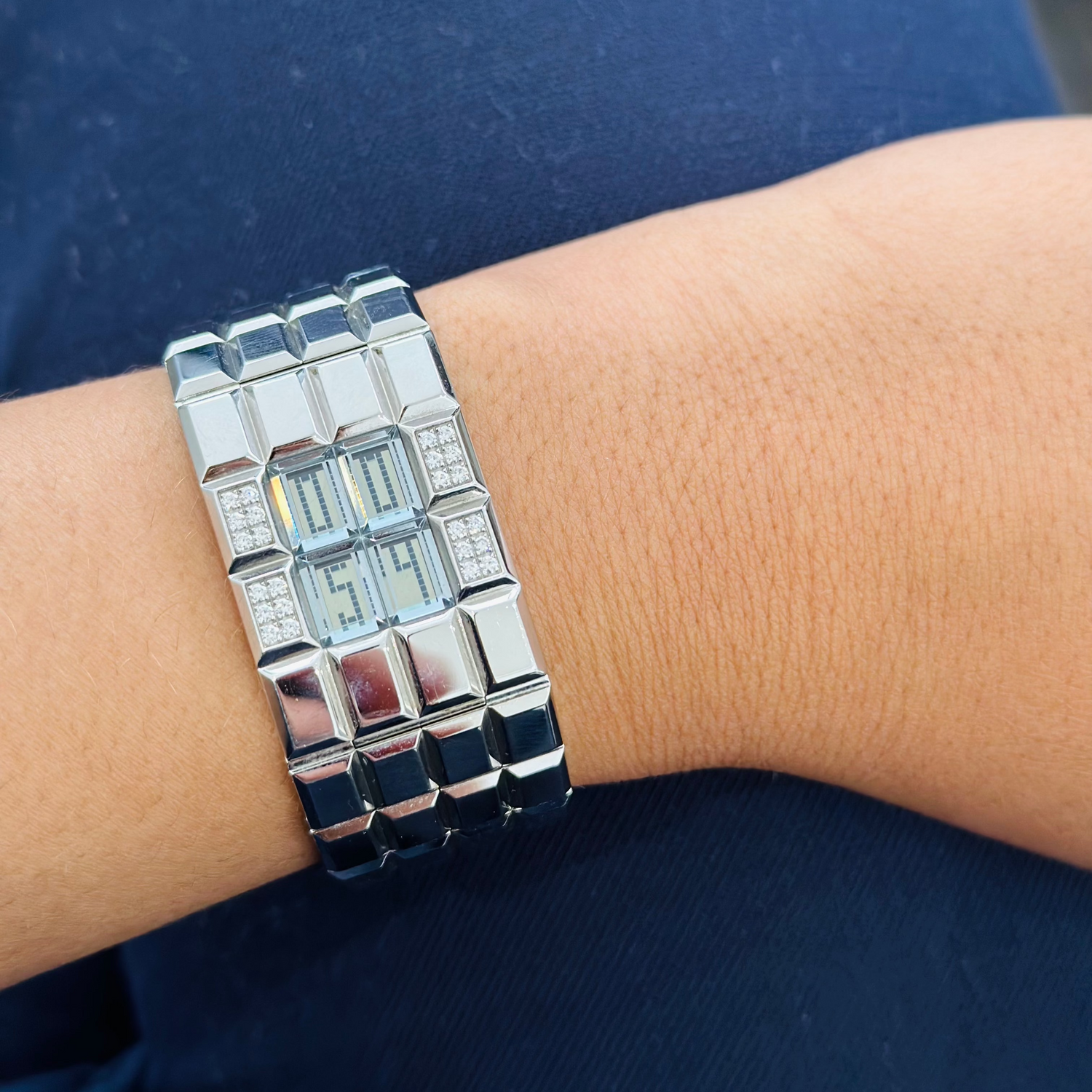 CHANEL "Chocolat" watch in steel and diamonds