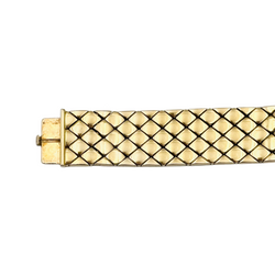 CHANEL "Matelassé" watch in yellow gold