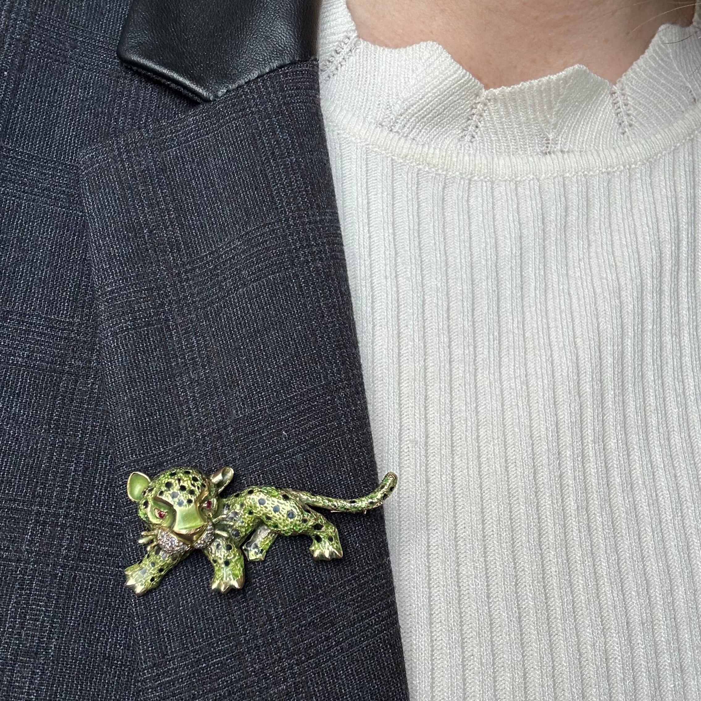 Brooch panther