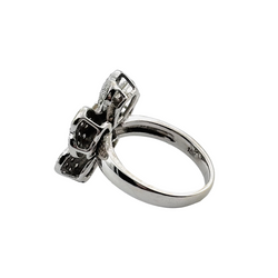 Bague en or blanc et diamants