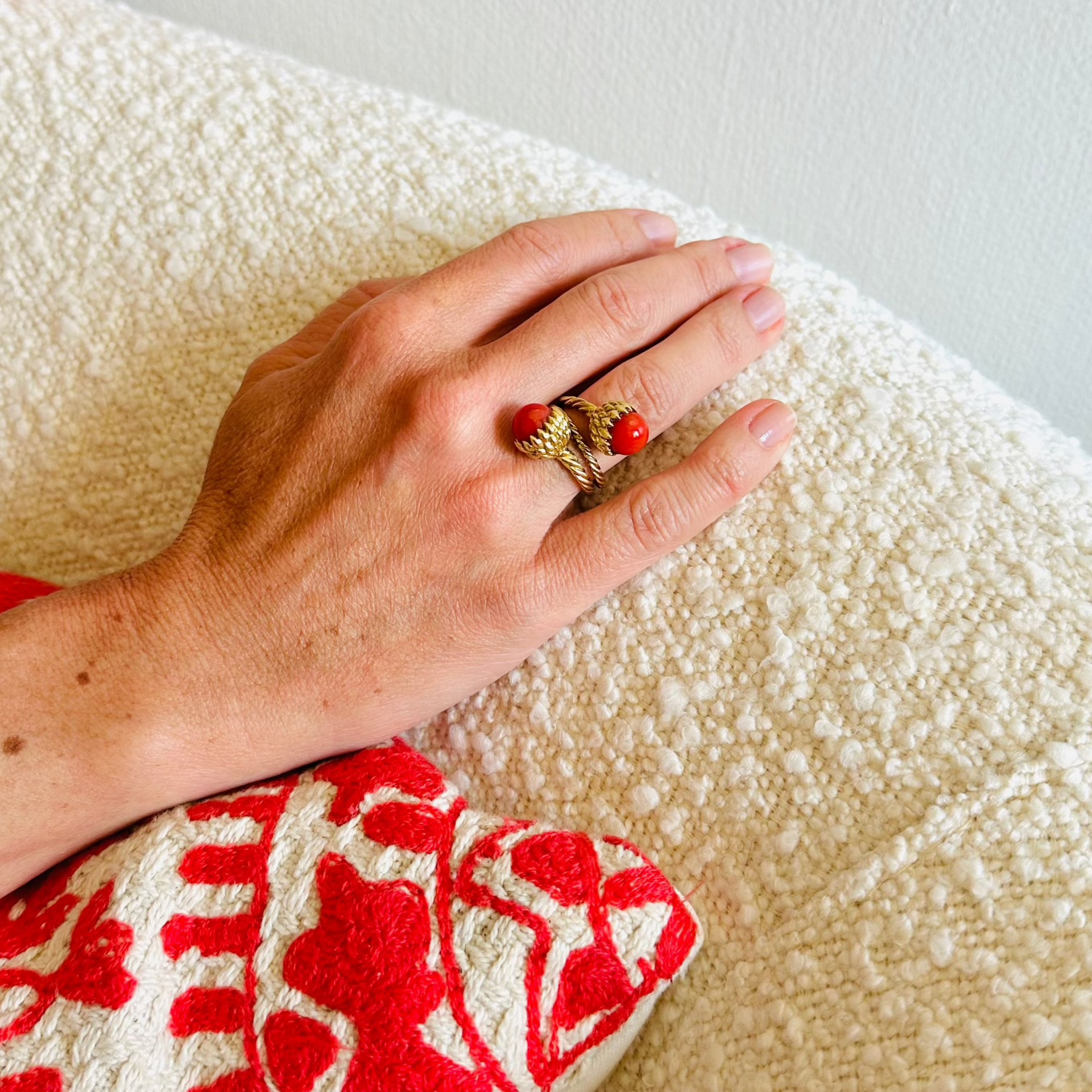 Bague Toi et Moi TIFFANY & CO. par JEAN SCHLUMBERGER "Acorn" en or jaune et corail