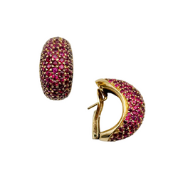 Boucles d'oreilles en or jaune et rubis