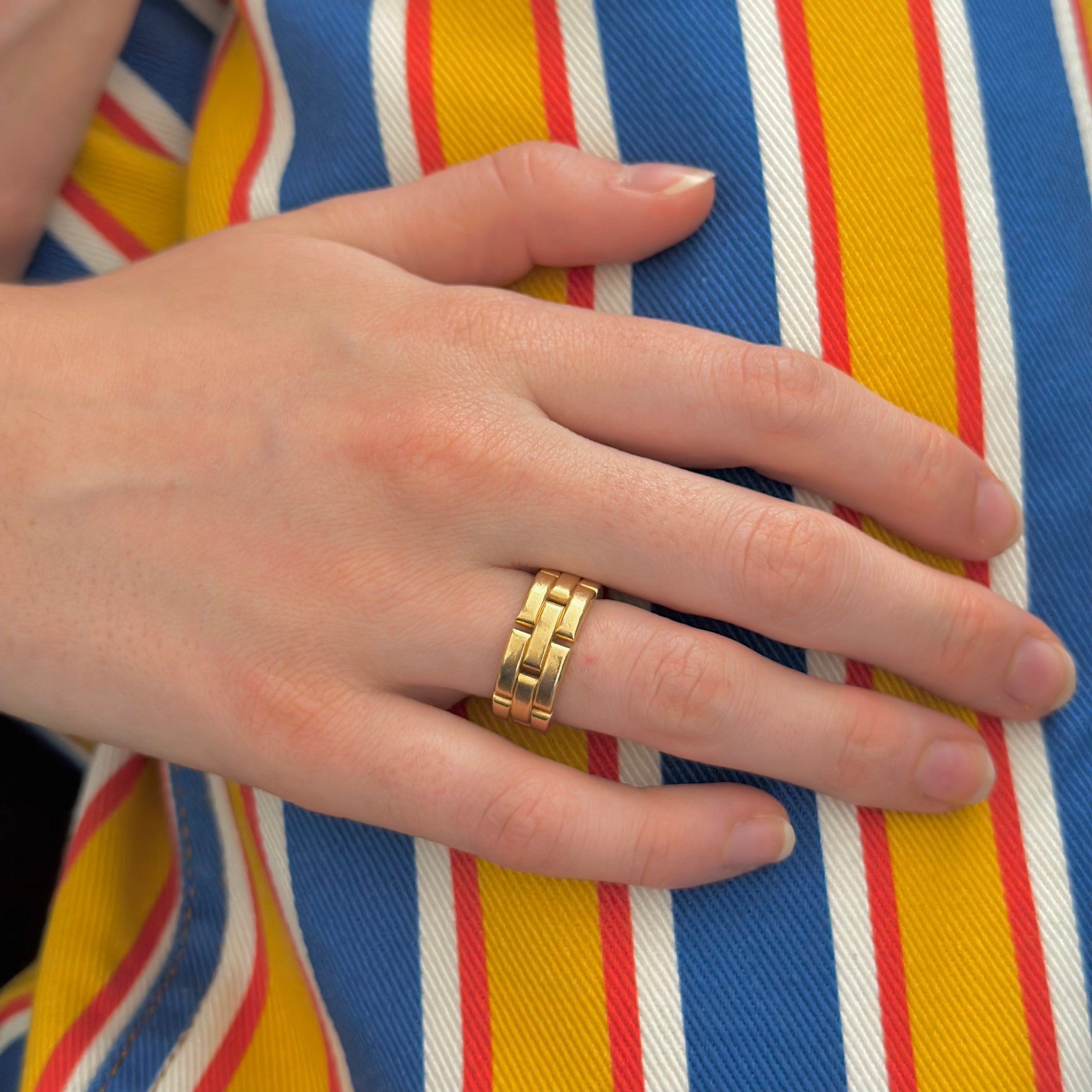 CARTIER Maillon Panthère ring in yellow gold - Main Image