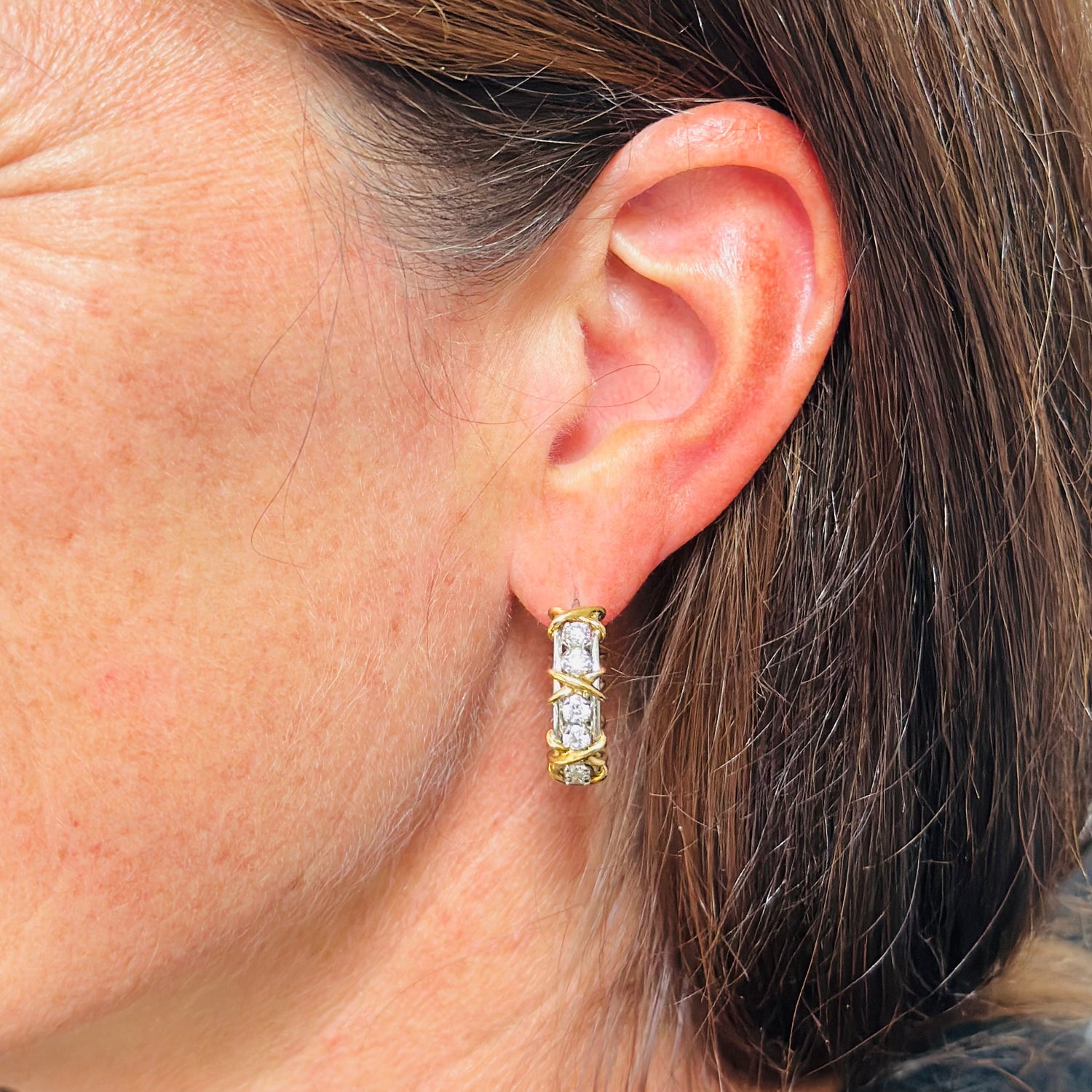 TIFFANY & CO. earrings in yellow gold, white gold and diamonds