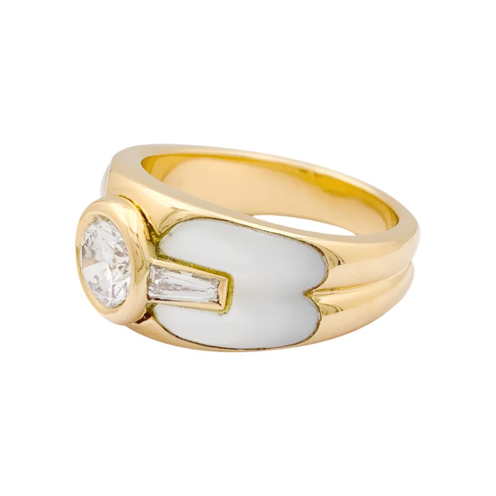 Bague Mauboussin "Nadia" or jaune, diamant, nacre.