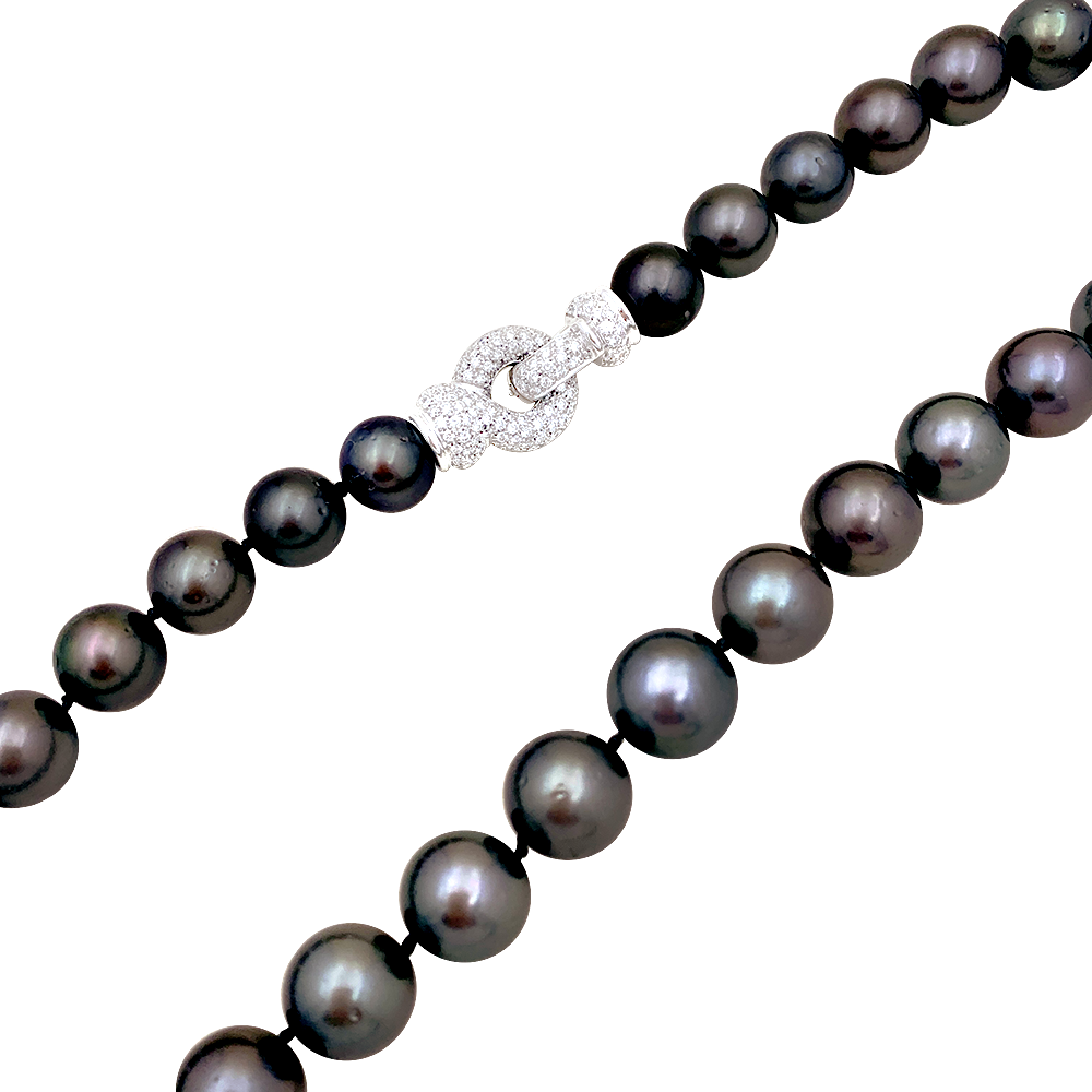 Collier perles de Tahiti, or blanc, diamants.