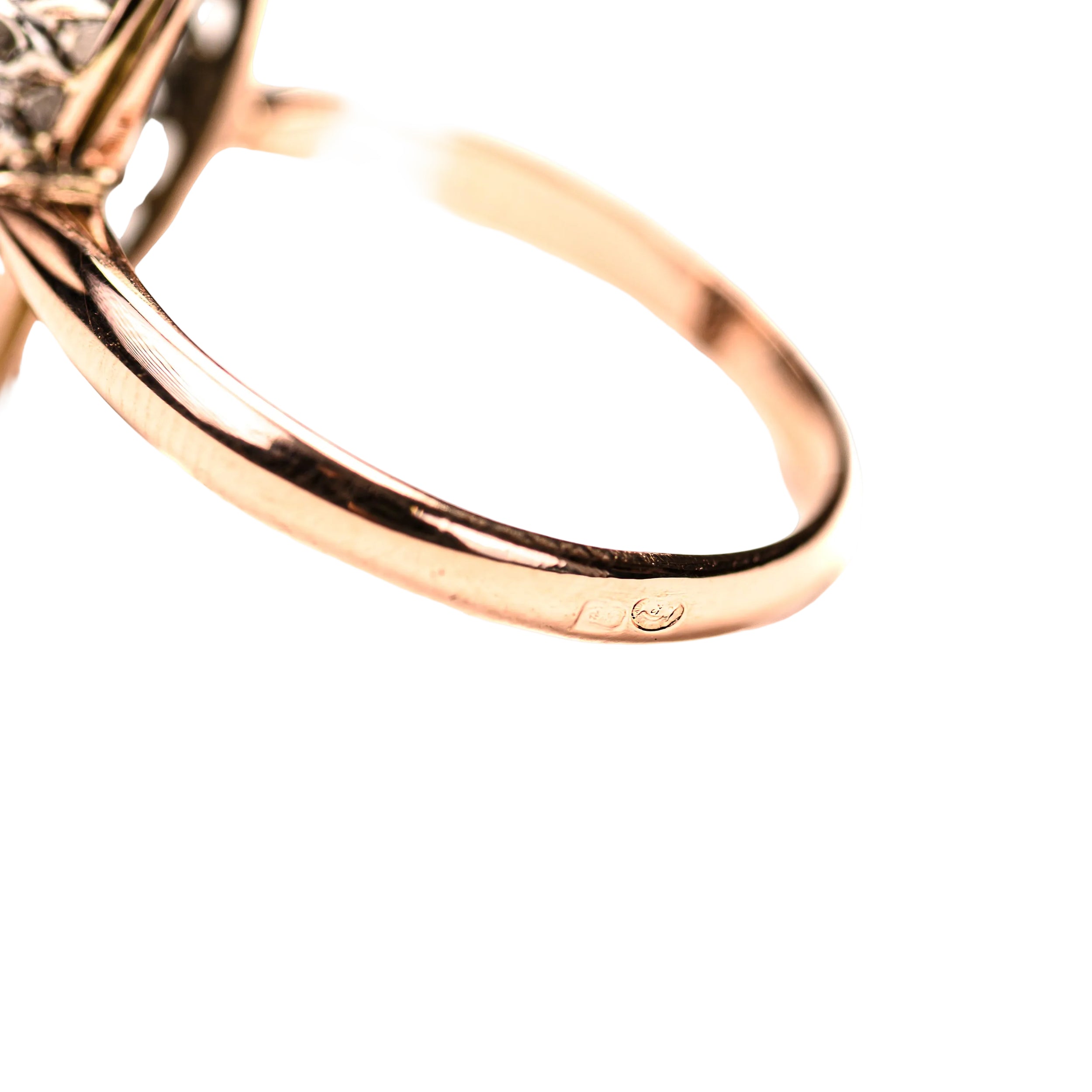 Marquise Ring in Rose gold, Platinum and Diamonds