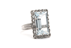 White Gold and Aquamarine Solitaire Ring