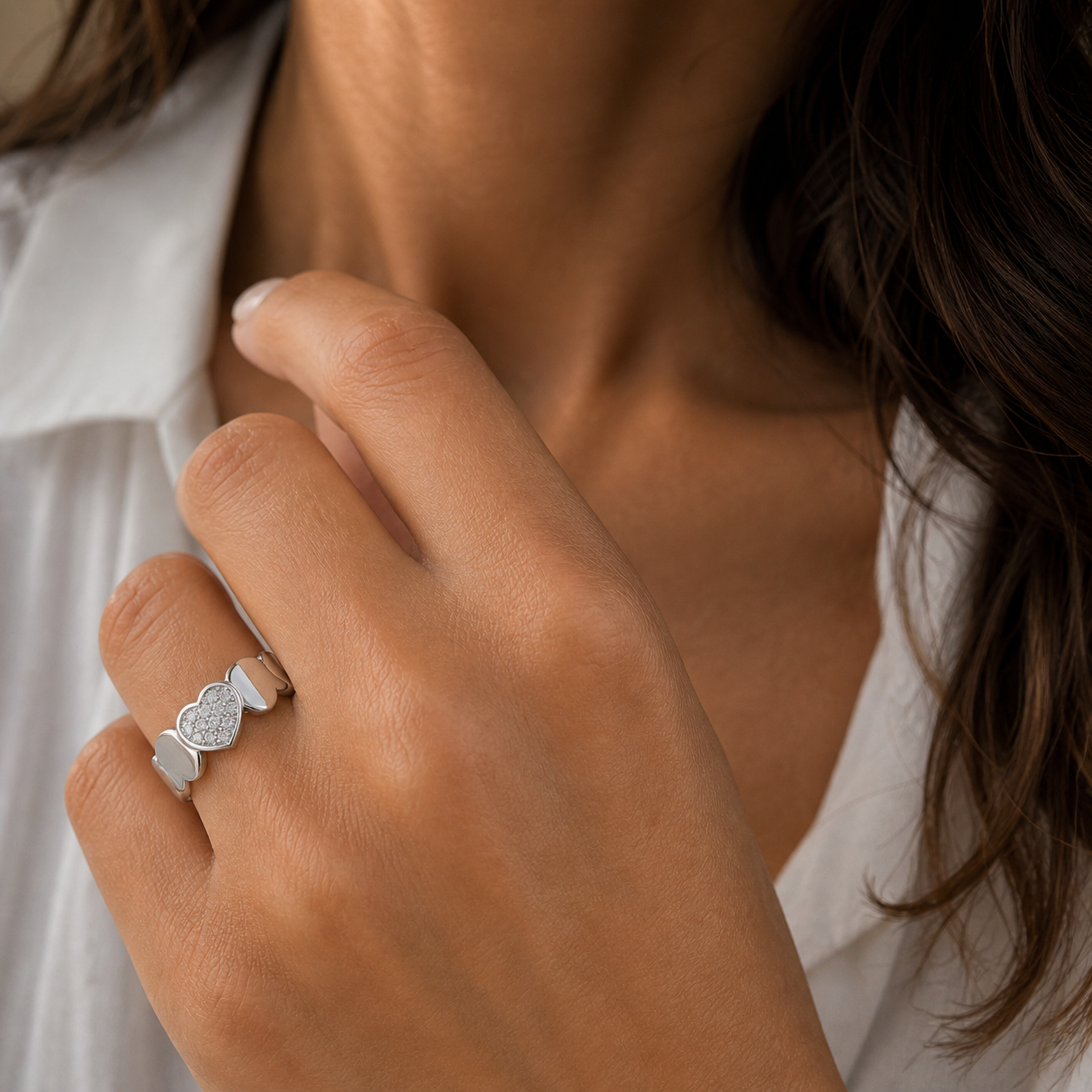 FRED "Hearts" band ring in white gold and diamonds