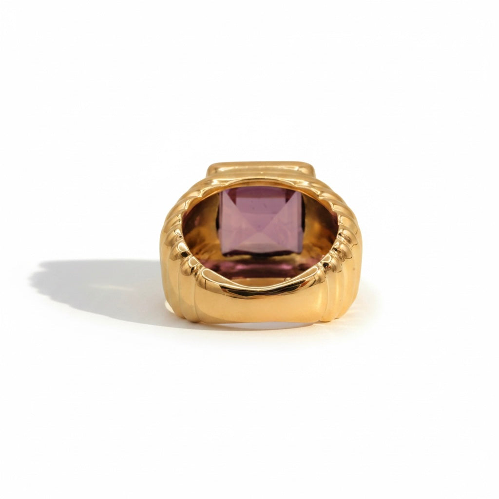 Vintage Yellow gold and Amethyst Ring