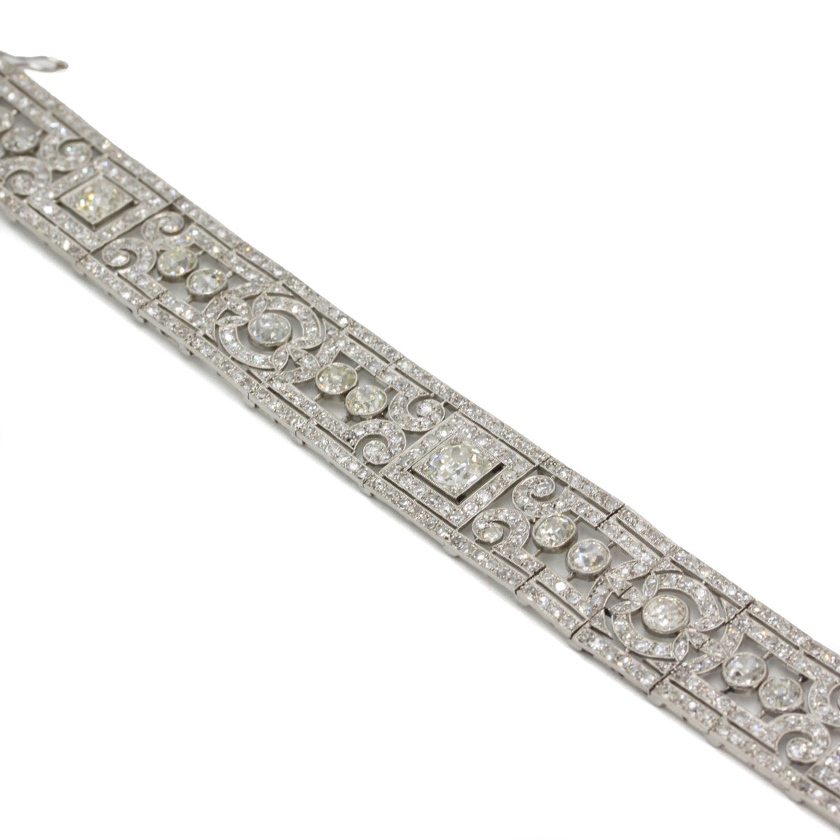 Bracelet Manchette en platine et diamants